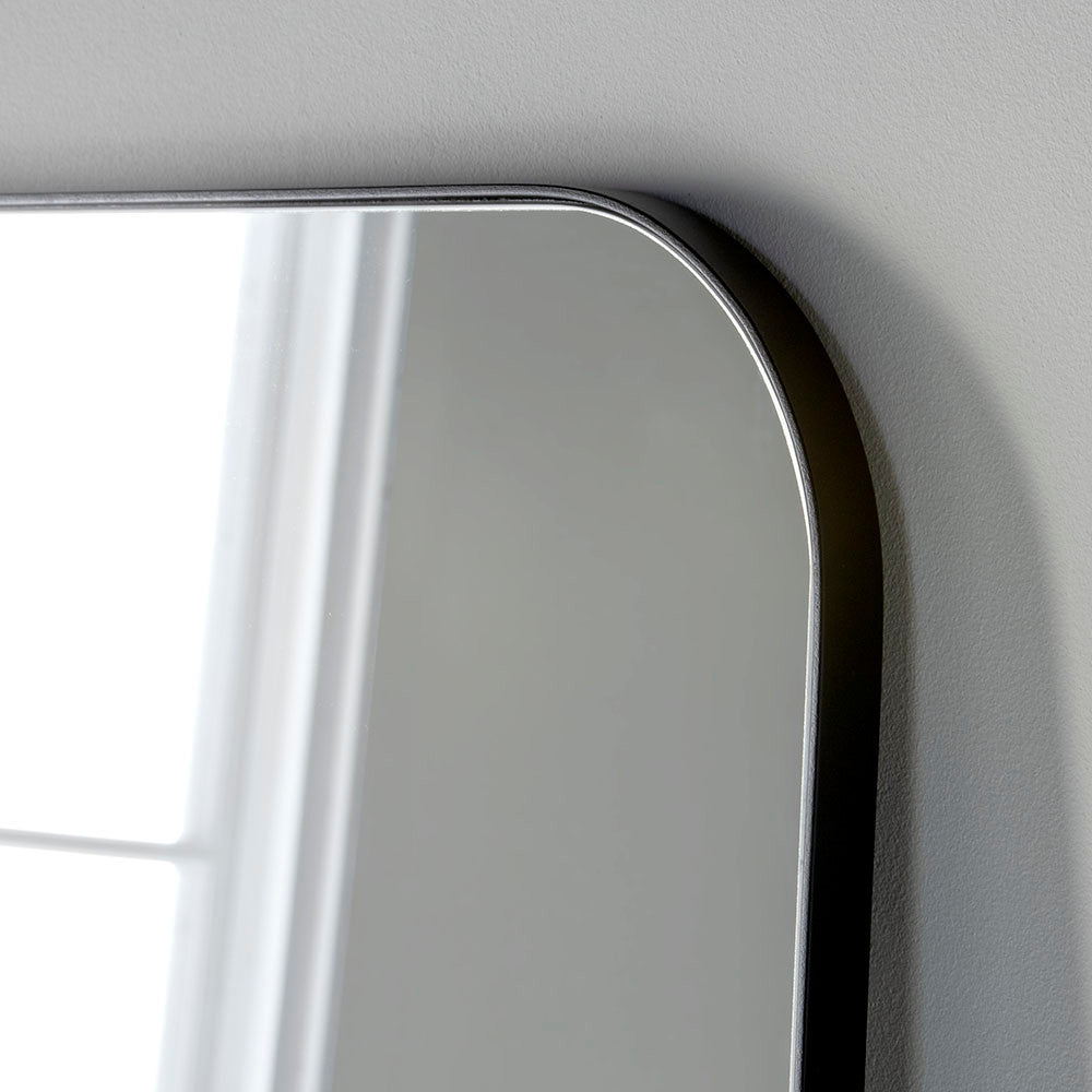 Larvik Black detail Mirror